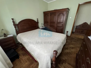 Moradia T4 para Venda em Mirandela