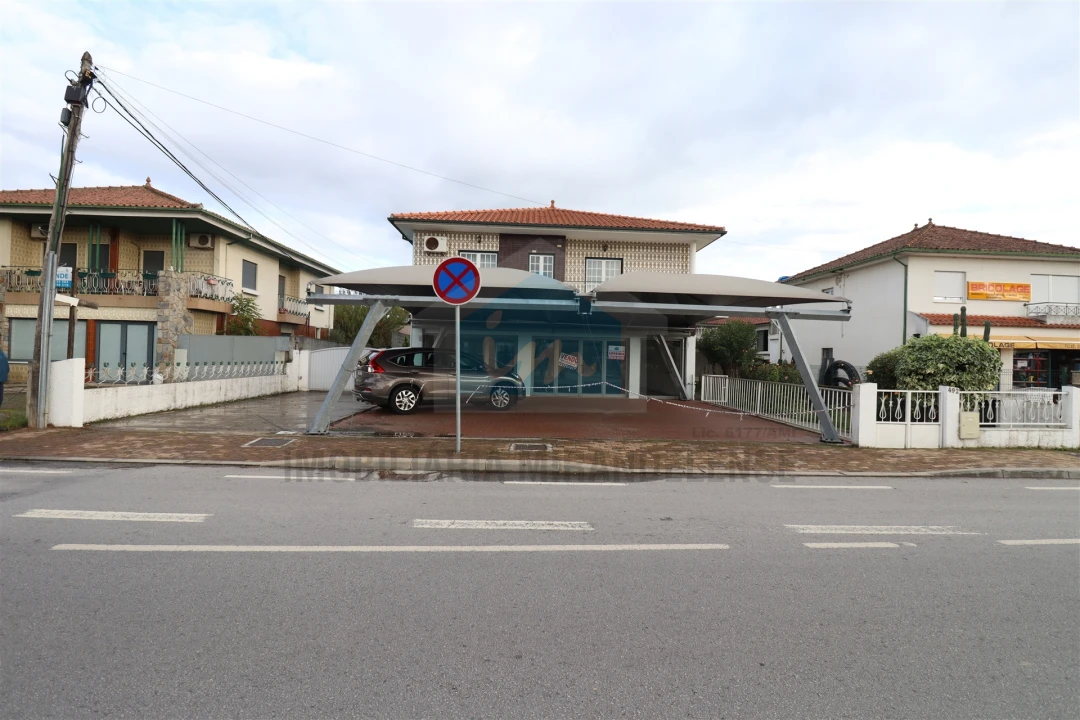 Moradia T4 para Venda em Mirandela Foto 1