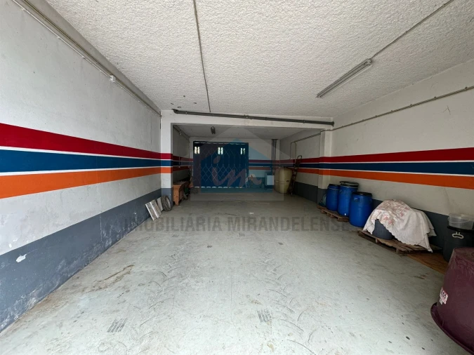 Moradia T4 para Venda em Mirandela Foto 11