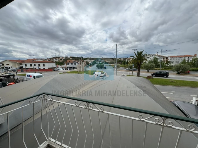 Moradia T4 para Venda em Mirandela Foto 18