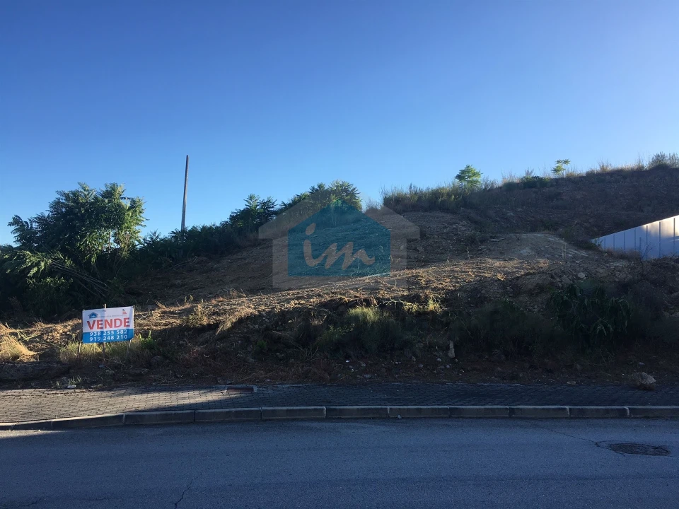 Terreno para Venda em Mirandela Foto 9