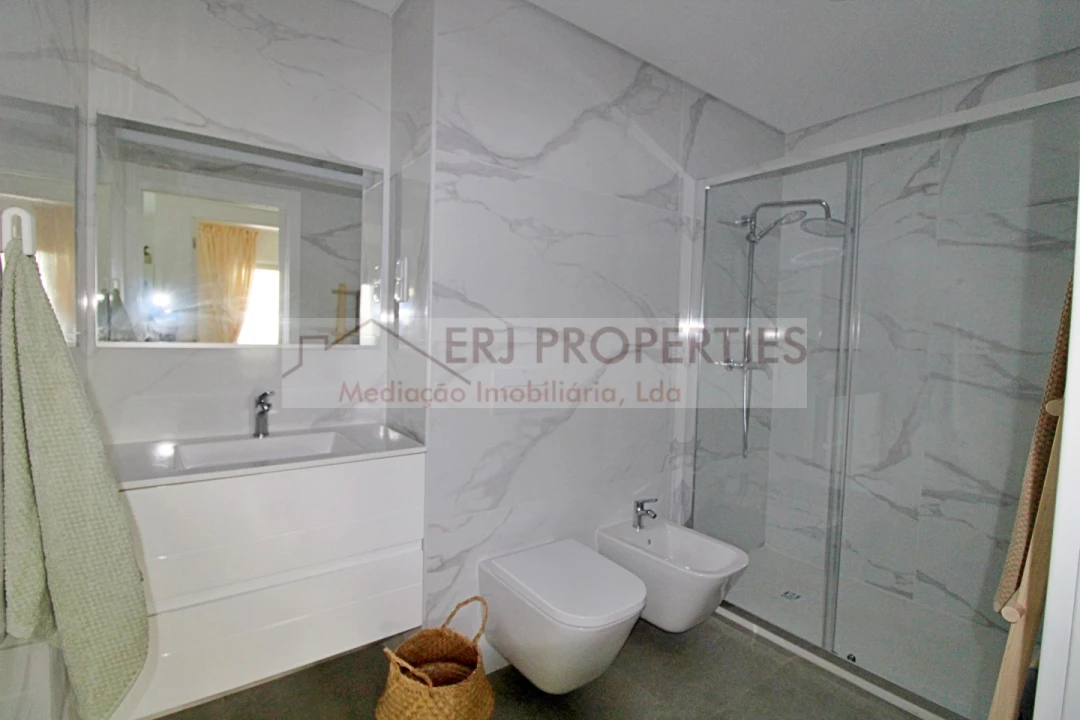 Apartamento T1 para Venda em Monte Gordo Foto 9