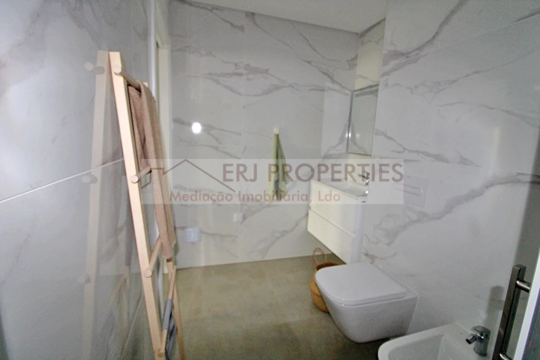 Apartamento T1 para Venda em Monte Gordo Foto 10