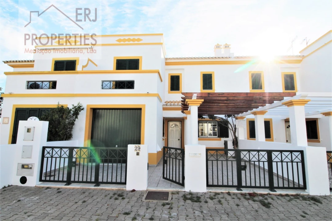 Moradia T3 para Arrendamento férias em Vila Nova de Cacela Foto 1