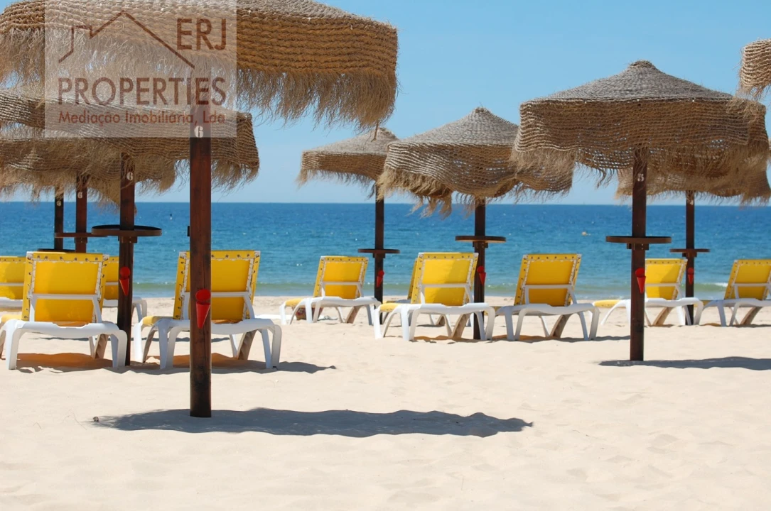 Apartamento T1 para Venda em Altura Foto 10