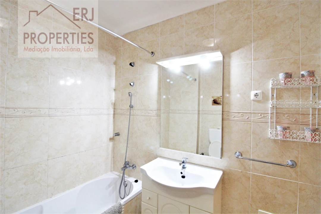 Apartamento T2 para Arrendamento férias em Altura Foto 11