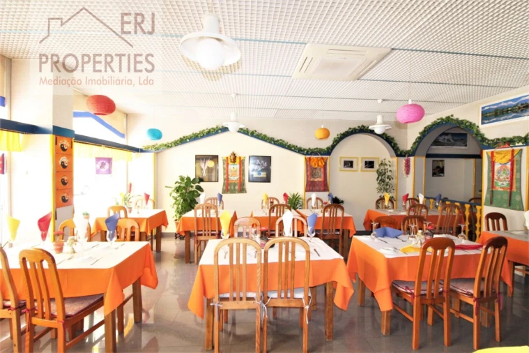 Negócio para Venda em Monte Gordo Foto 1