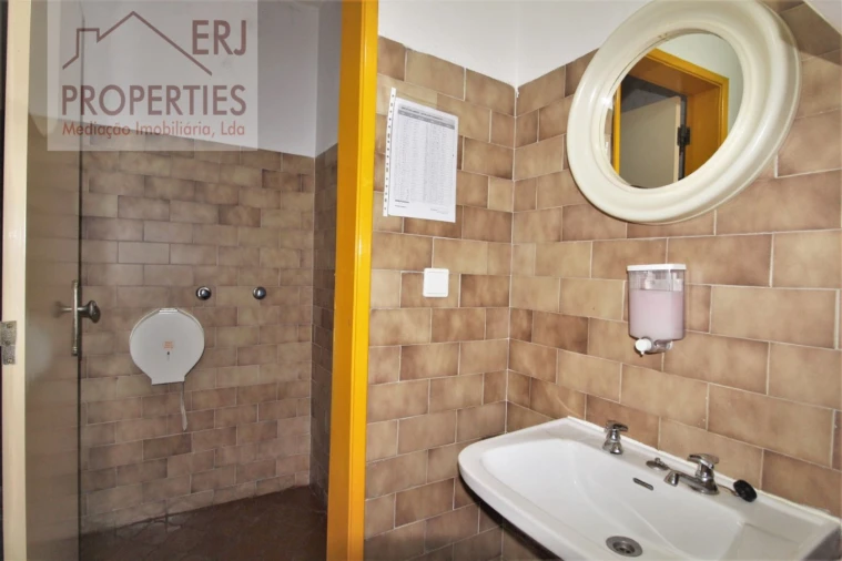 Negócio para Venda em Monte Gordo Foto 6