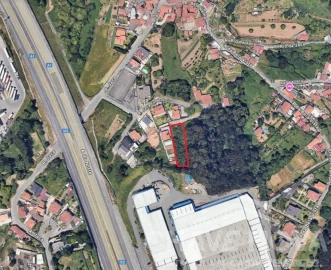 Terreno para Venda em Arcozelo