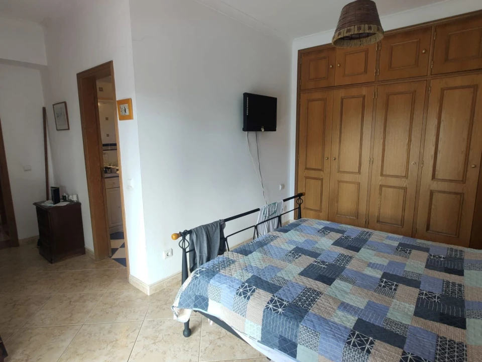Apartamento T4 para Venda em Alcantarilha e Pêra Foto 18