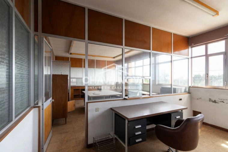 Escritório para Arrendamento em Santa Maria de Lamas Foto 9