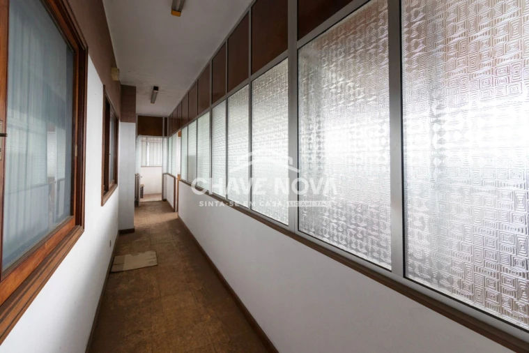 Escritório para Arrendamento em Santa Maria de Lamas Foto 10