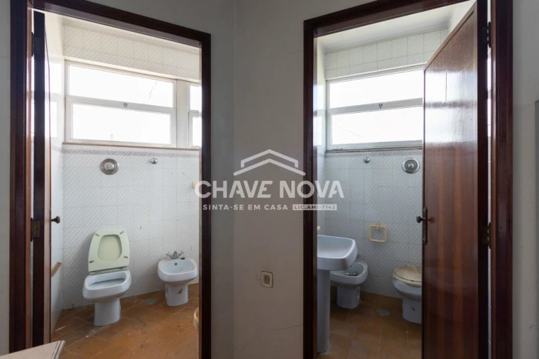 Escritório para Arrendamento em Santa Maria de Lamas Foto 12