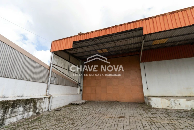 Armazém para Arrendamento em Santa Maria de Lamas Foto 8