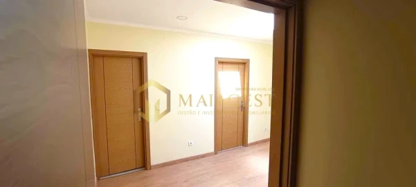 Moradia T2 para Venda em Campanhã