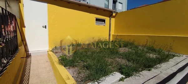 Moradia T2 para Venda em Campanhã