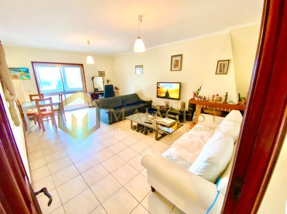 Apartamento T3 para Venda em São Felix da Marinha Foto 1