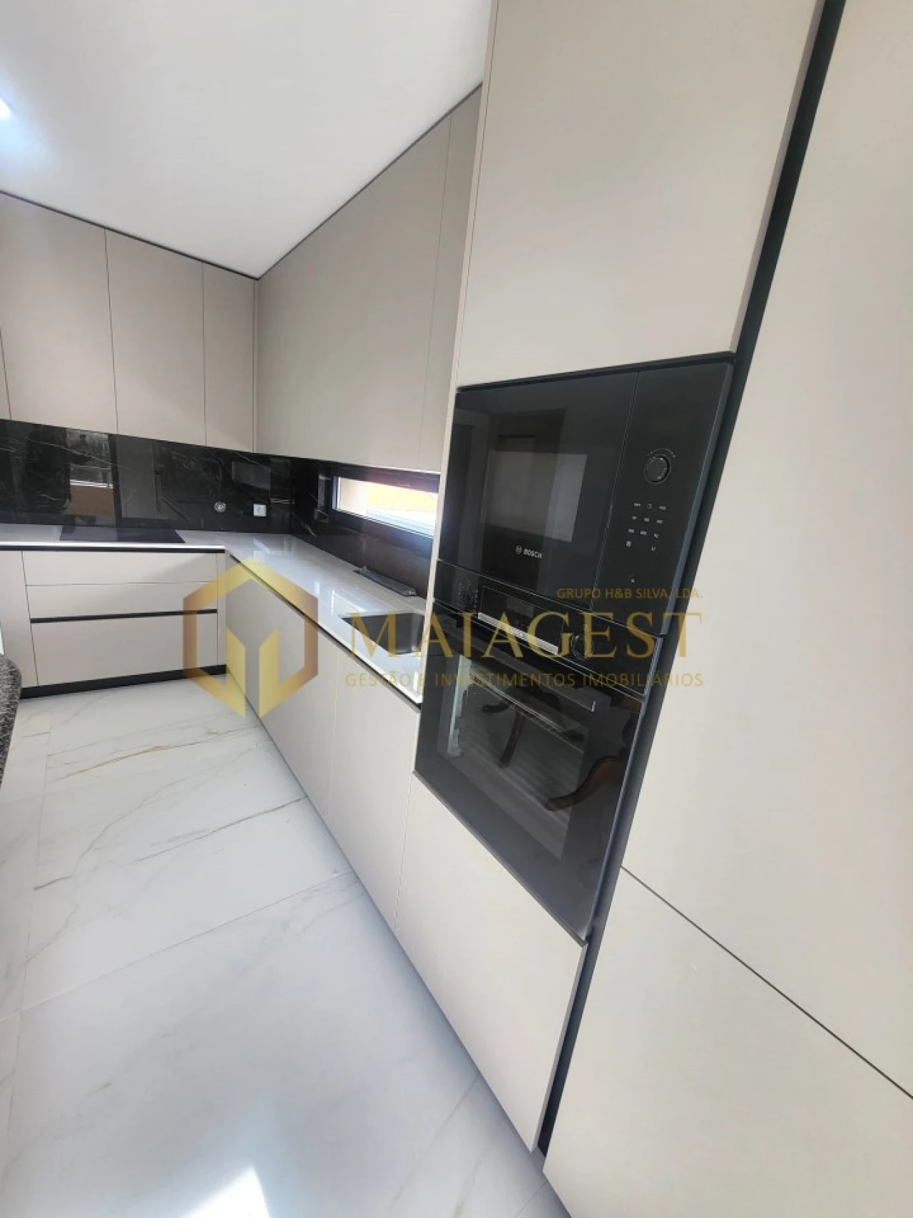 Moradia T3 para Venda em Madalena Foto 12