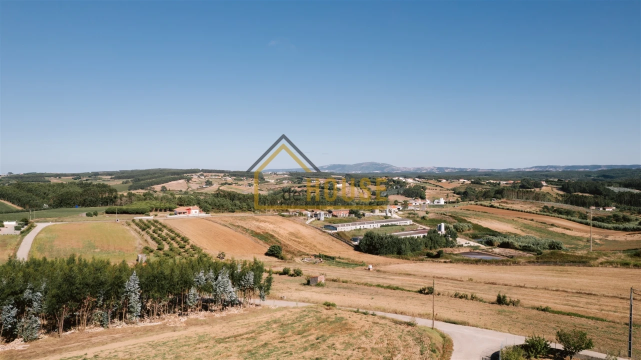 Armazém para Venda em Miragaia e Marteleira Foto 26