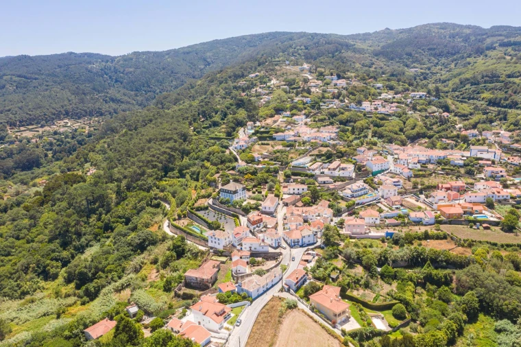 Quinta T6 para Venda em Colares Foto 36