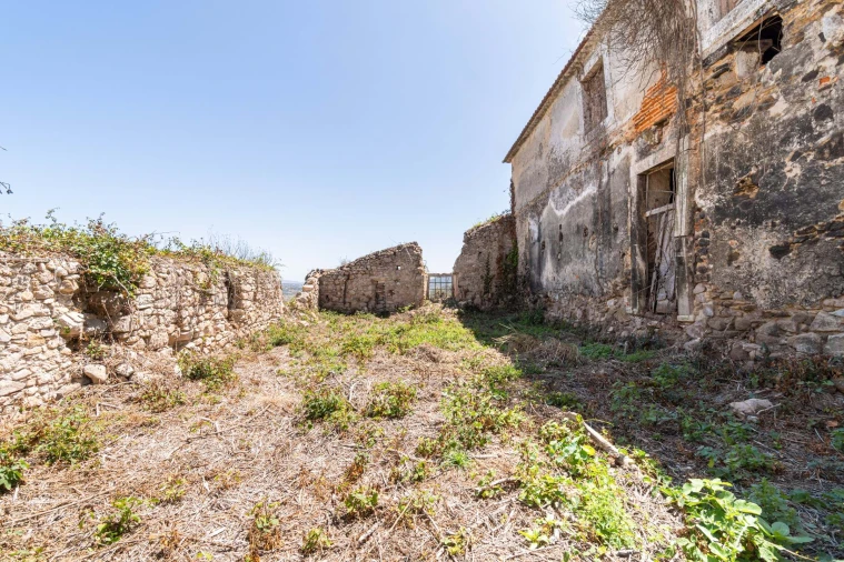 Quinta T6 para Venda em Colares Foto 9