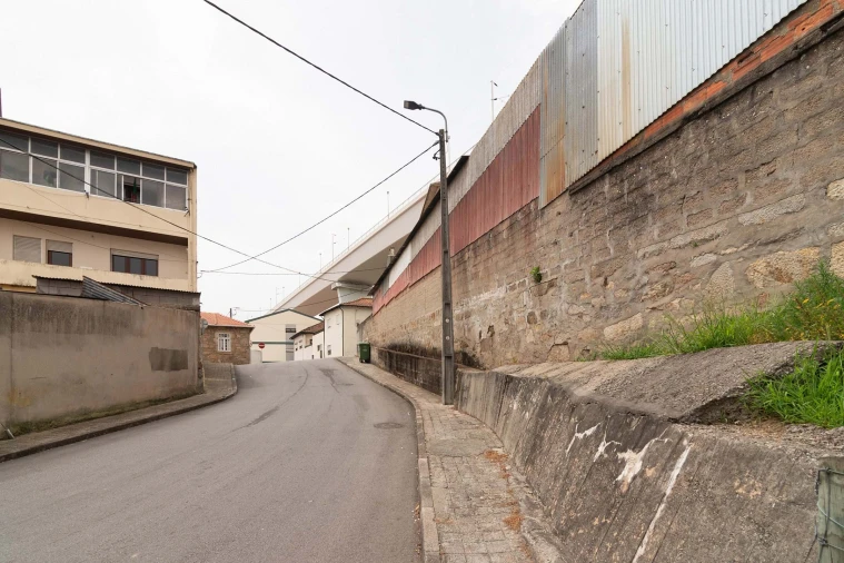 Prédio para Venda em Oliveira do Douro Foto 17