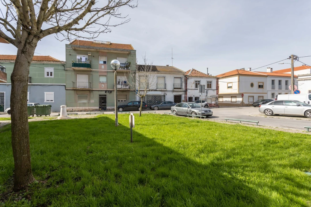 Prédio para Venda em Alhos Vedros Foto 4
