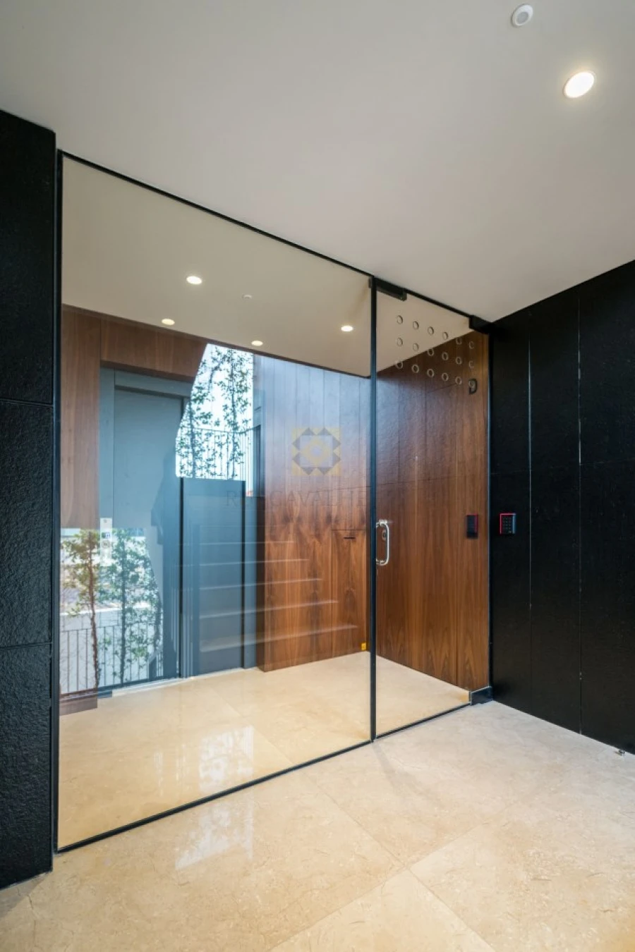 Apartamento T4 para Venda em Lordelo do Ouro e Massarelos Foto 47