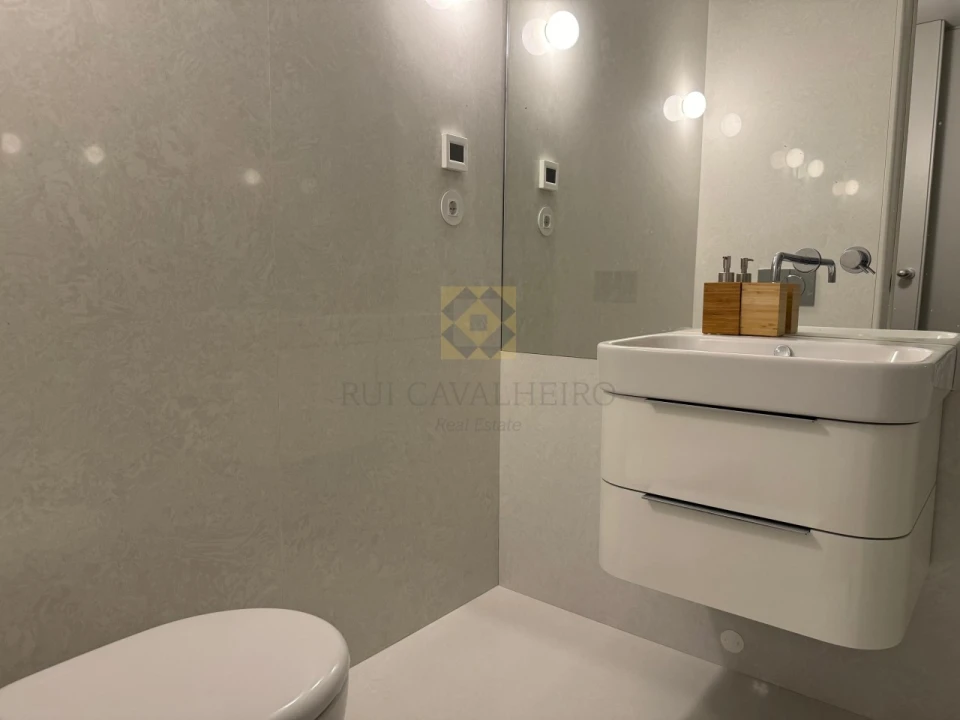 Apartamento T2 para Venda em Aldoar, Foz do Douro e Nevogilde Foto 10