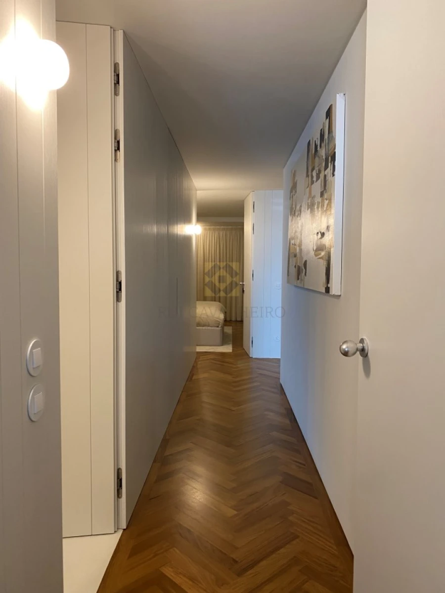 Apartamento T2 para Venda em Aldoar, Foz do Douro e Nevogilde Foto 47