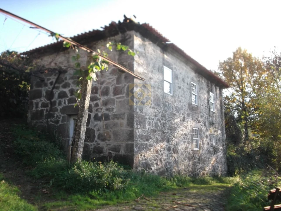 Moradia para Venda em Infesta Foto 2