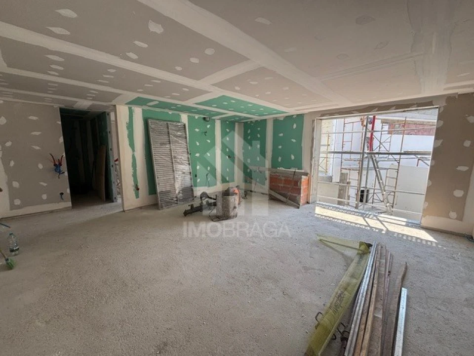 Apartamento T1 para Venda em Amares e Figueiredo Foto 21