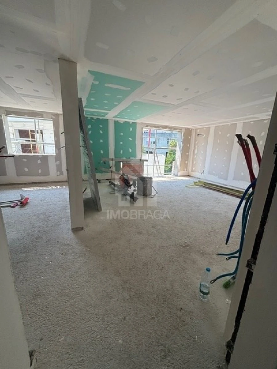 Apartamento T1 para Venda em Amares e Figueiredo Foto 23