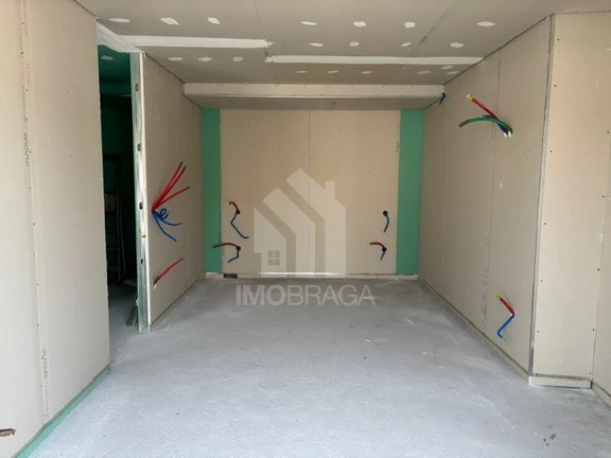 Apartamento T1 para Venda em Amares e Figueiredo Foto 29