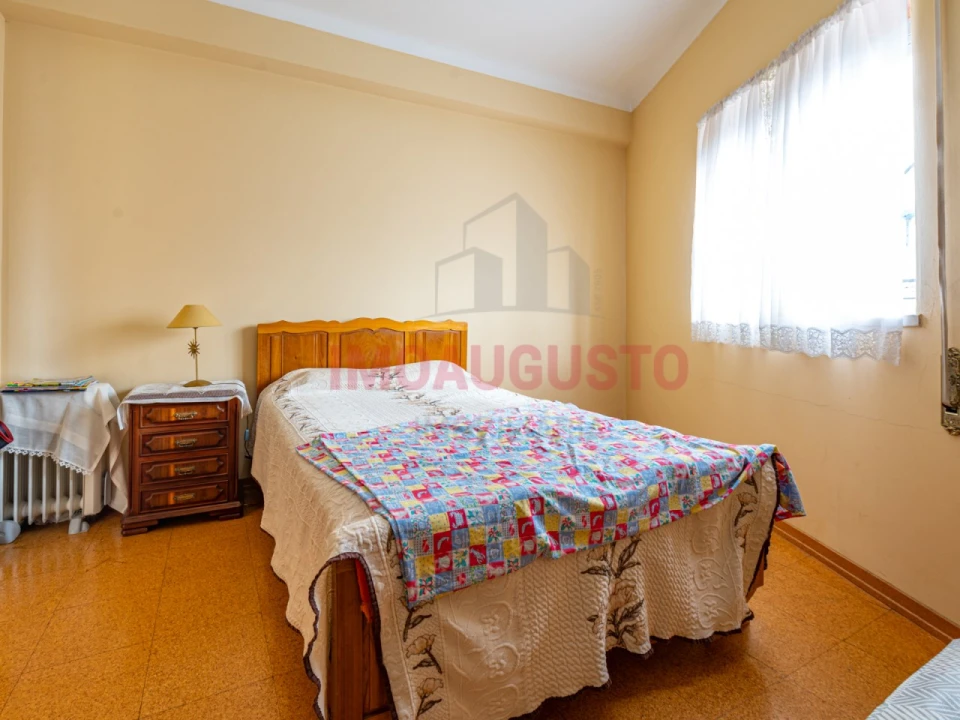 Moradia T2 para Venda em Souto Foto 4