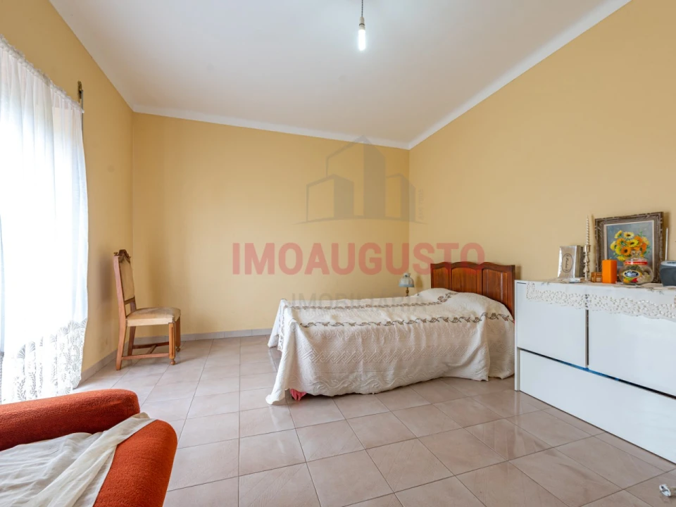 Moradia T2 para Venda em Souto Foto 7