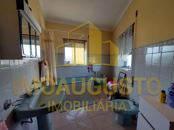 Moradia T2 para Venda em Souto Foto 7