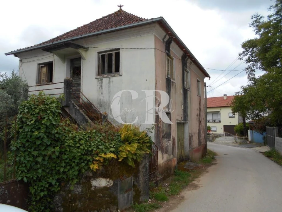 Moradia T4 para Venda em Santiago da Guarda Foto 2