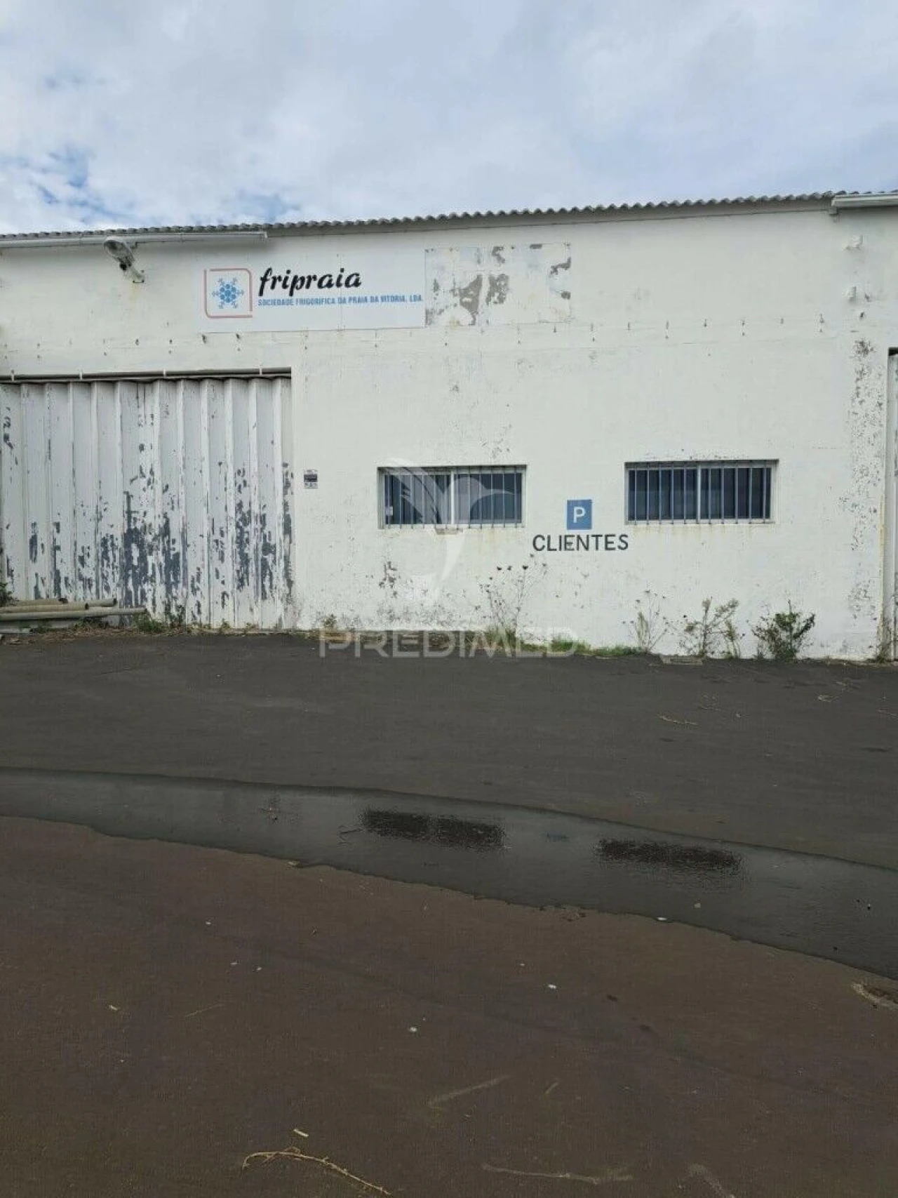 Armazém para Venda em Praia da Vitoria (Santa Cruz) Foto 5