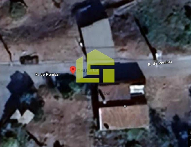 Moradia T2 para Venda em Amendoa Foto 3