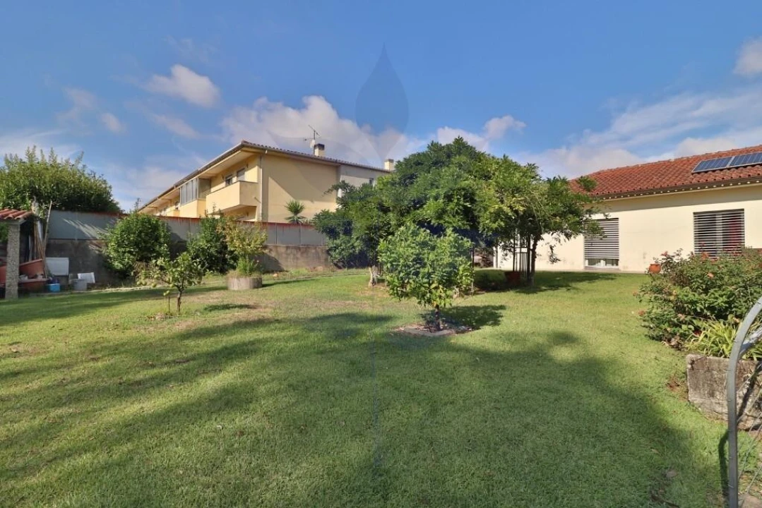 Moradia T4 para Venda em Celeirós, Aveleda e Vimieiro Foto 16