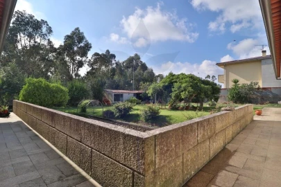 Moradia T4 para Venda em Celeirós, Aveleda e Vimieiro