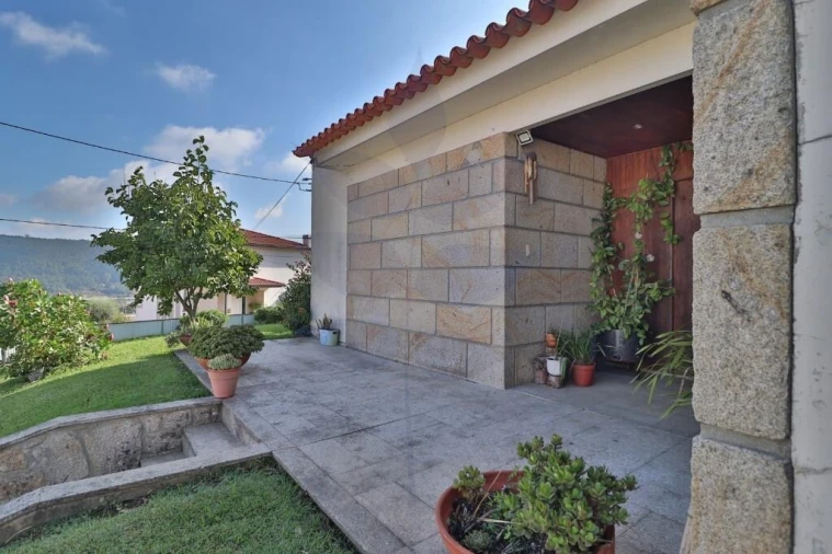 Moradia T4 para Venda em Celeirós, Aveleda e Vimieiro Foto 12
