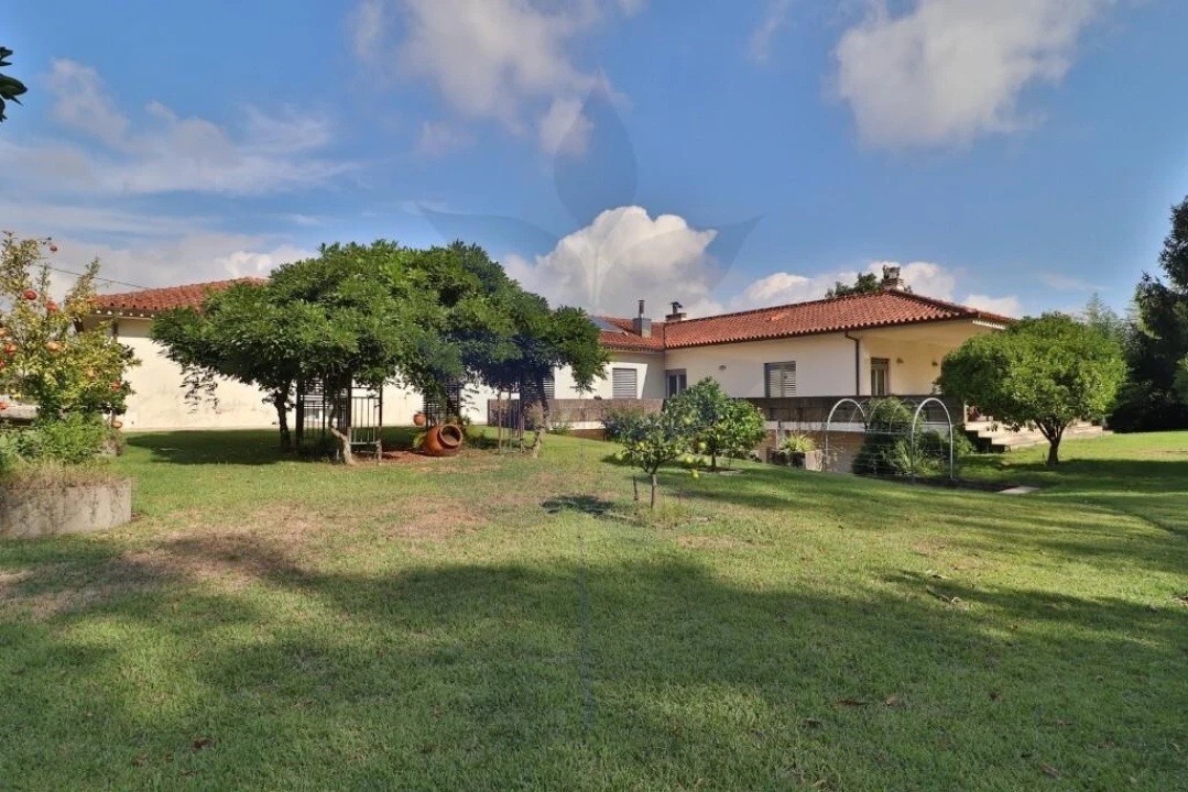 Moradia T4 para Venda em Celeirós, Aveleda e Vimieiro Foto 19