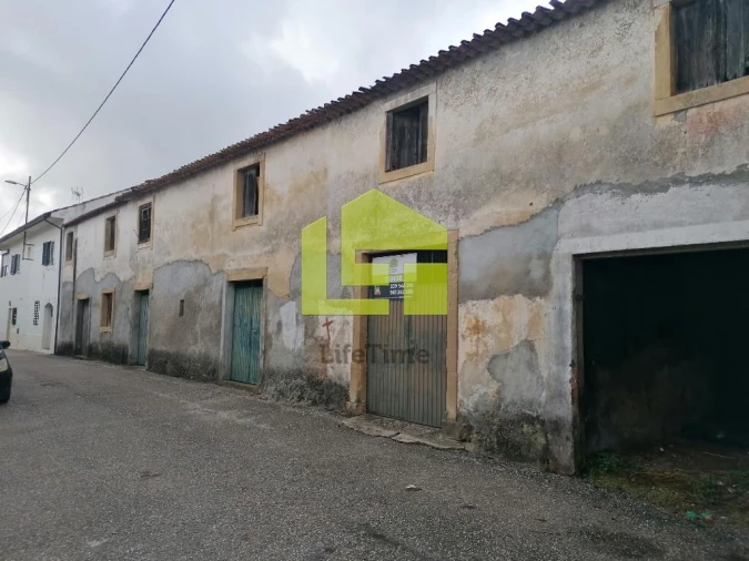 Moradia T2 para Venda em Lamas