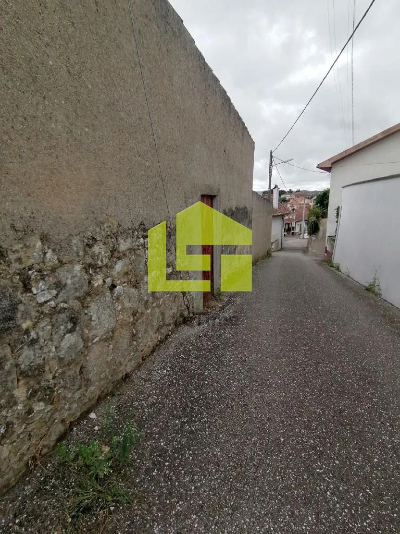 Moradia T2 para Venda em Lamas Foto 14