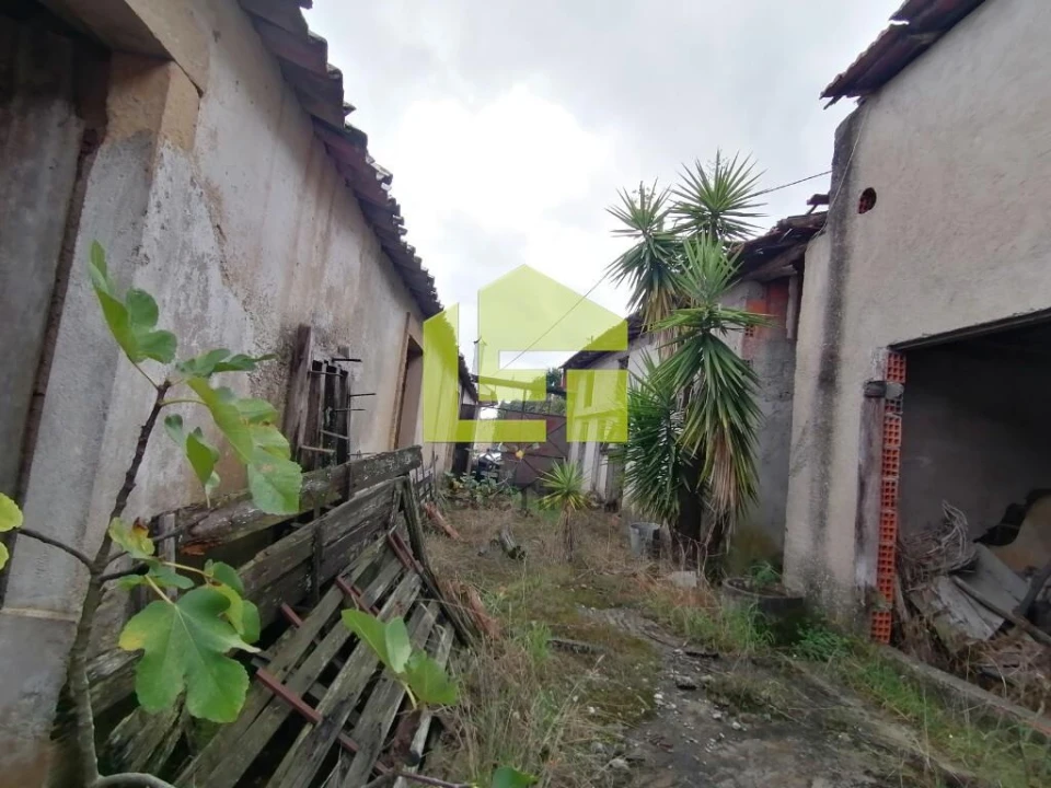 Moradia T2 para Venda em Lamas Foto 23