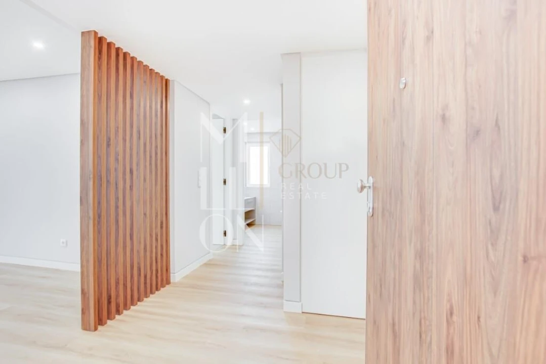 Apartamento T3 para Venda em Carcavelos e Parede Foto 7