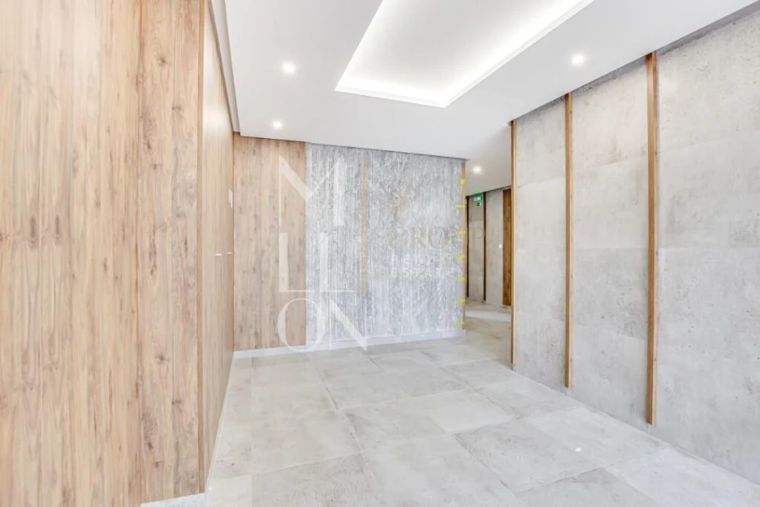 Apartamento T3 para Venda em Carcavelos e Parede Foto 39