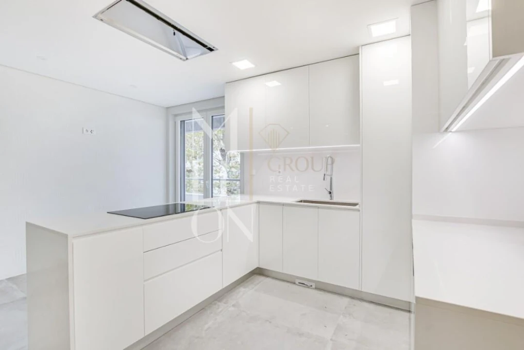 Apartamento T3 para Venda em Carcavelos e Parede Foto 14